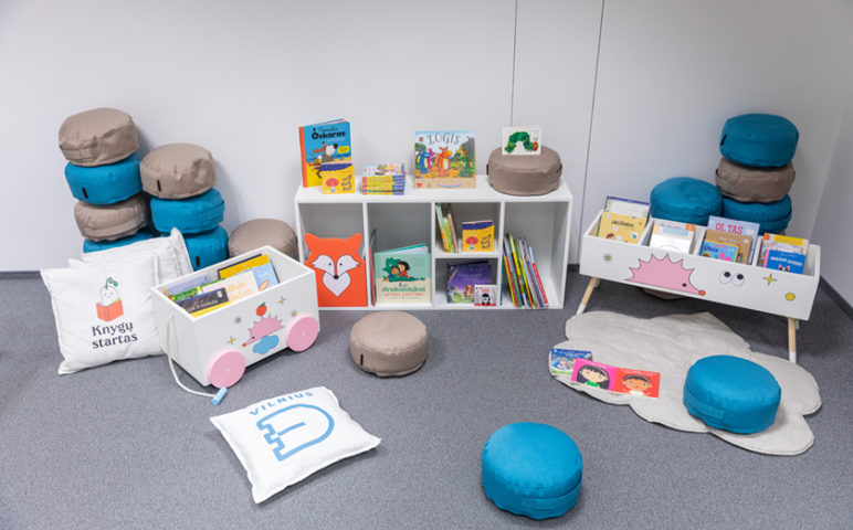 Dar 17 darželių džiaugsis skaitymo kampeliais