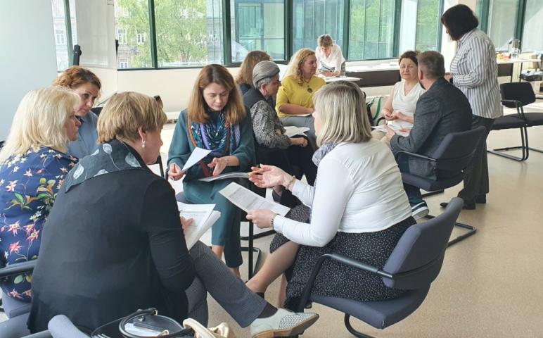 Sostinės bendrojo ugdymo įstaigų pavaduotojai dalyvavo seminare apie įtraukųjį ugdymą