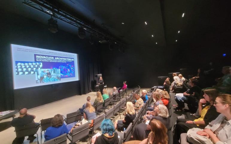 Įvyko dailės mokytojų metodinė konferencija